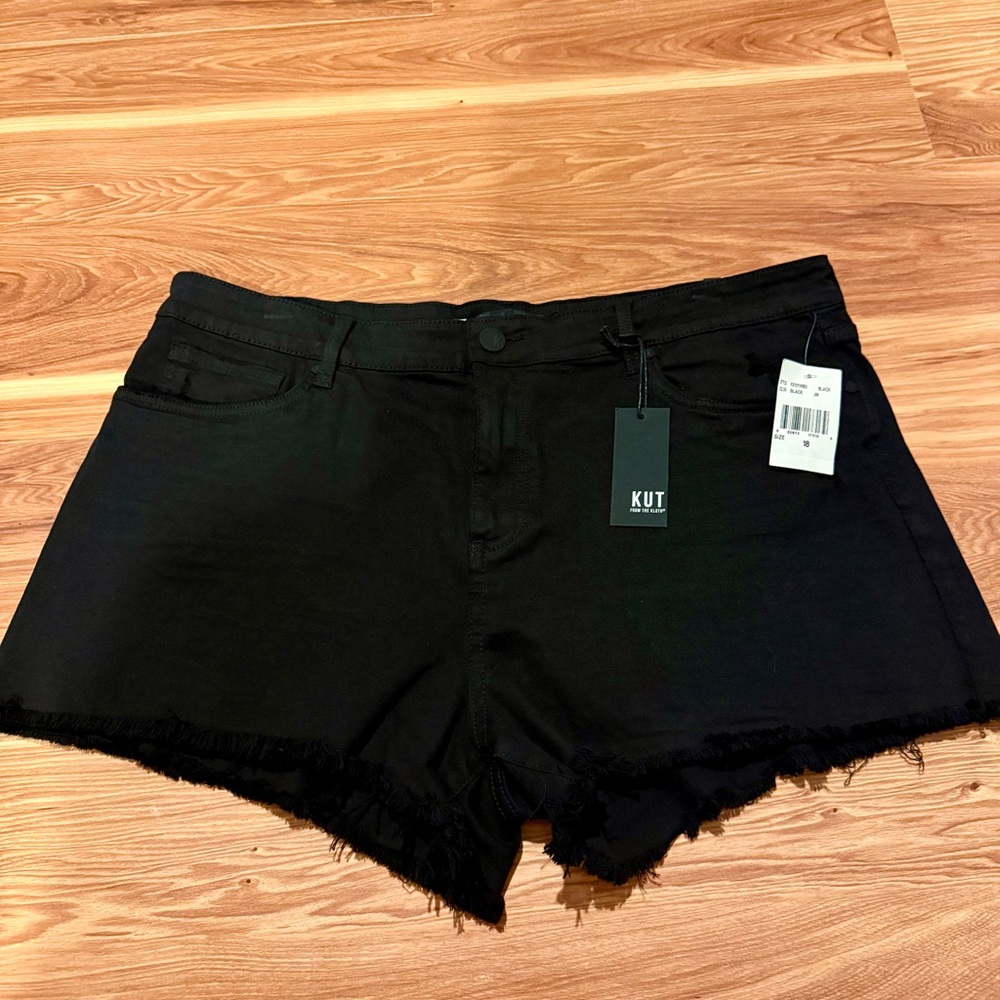 Kut from the Kloth Black denim shorts